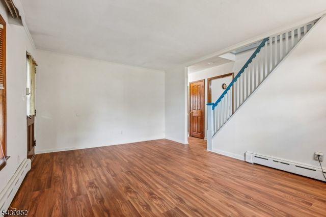 320 Redmont Rd, North Plainfield Boro, NJ 07063