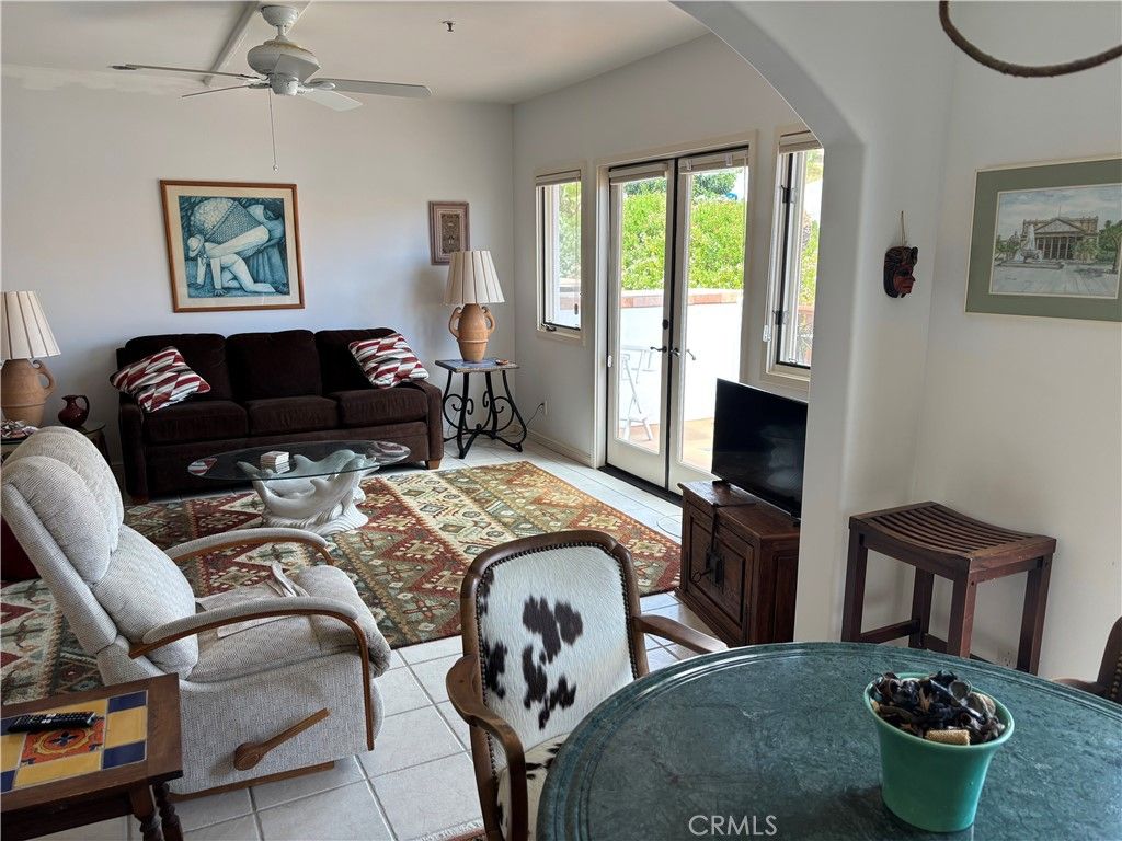 Image 12 of property listing at 50 Playa Azul, Avalon, CA 90704