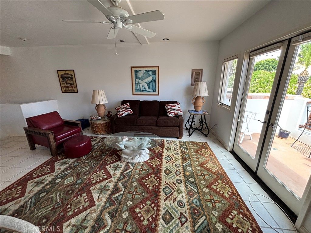 Image 14 of property listing at 50 Playa Azul, Avalon, CA 90704