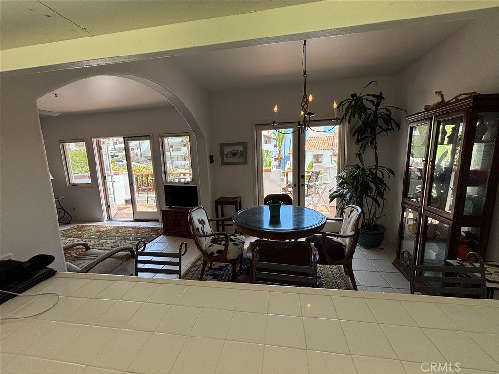 Image 16 of property listing at 50 Playa Azul, Avalon, CA 90704