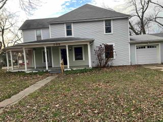 705 N LINDEN, Belle Plaine, KS 67013