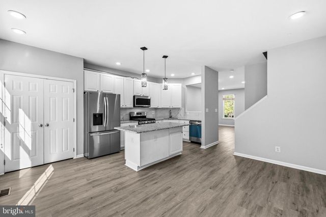 43153 HUNTSMAN SQ, Broadlands, VA 20148