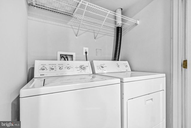43153 HUNTSMAN SQ, Broadlands, VA 20148