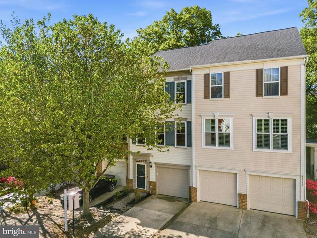 43153 HUNTSMAN SQ, Broadlands, VA 20148