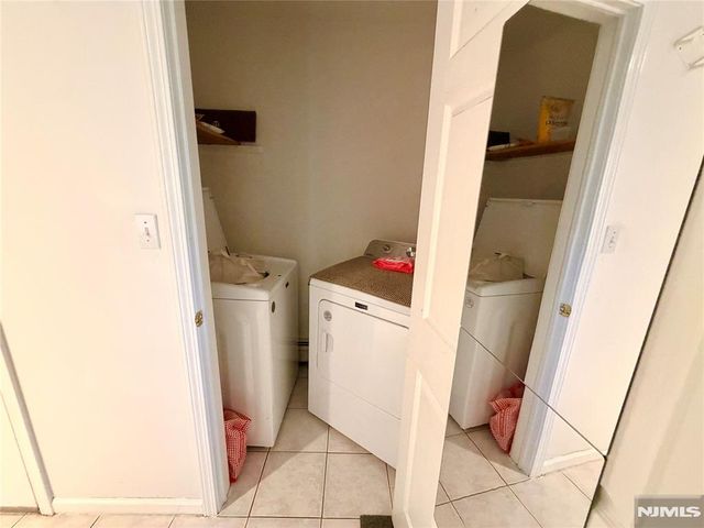 372 Chestnut Street, Ridgefield, NJ 07657