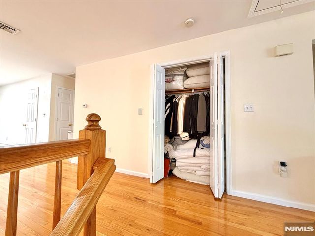 372 Chestnut Street, Ridgefield, NJ 07657