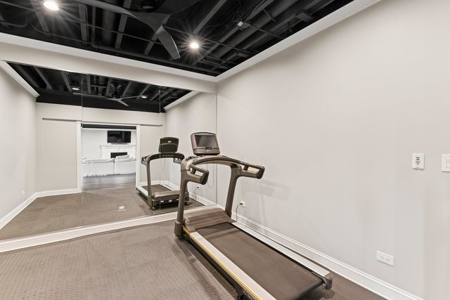 121 Florence Avenue, Inverness, IL 60010