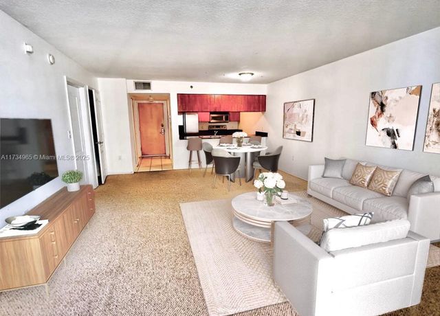 1200 Brickell Bay Dr 2514, Miami, FL 33131