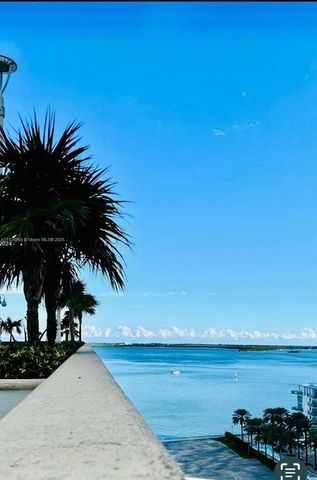1200 Brickell Bay Dr 2514, Miami, FL 33131