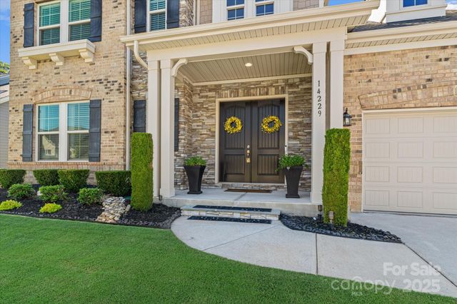 14229 Morningate Street, Huntersville, NC 28078