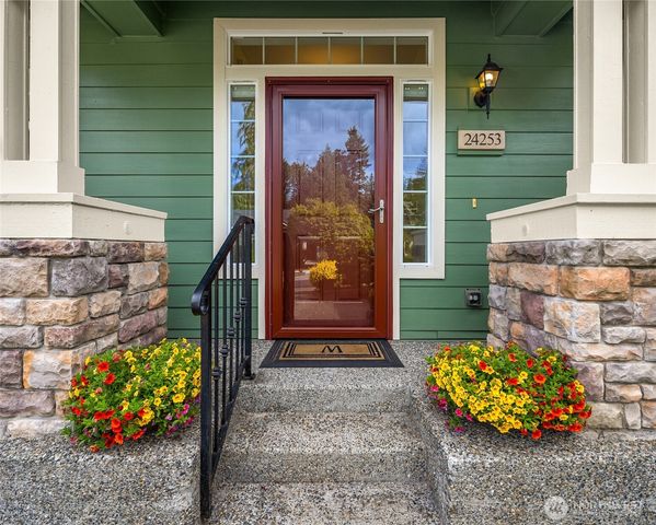 24253 NE Vine Maple Way, Redmond, WA 98053