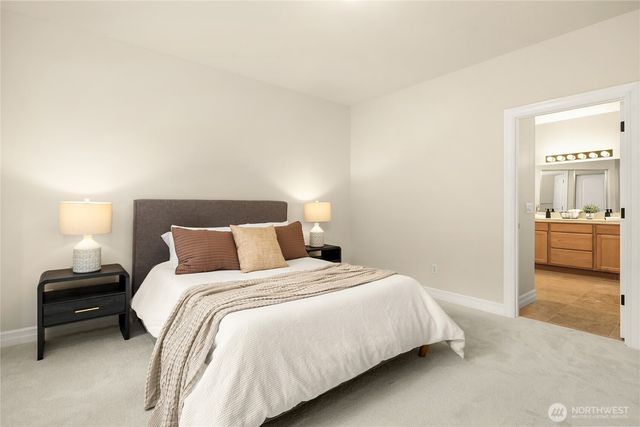 24253 NE Vine Maple Way, Redmond, WA 98053