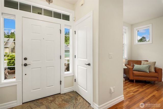 24253 NE Vine Maple Way, Redmond, WA 98053