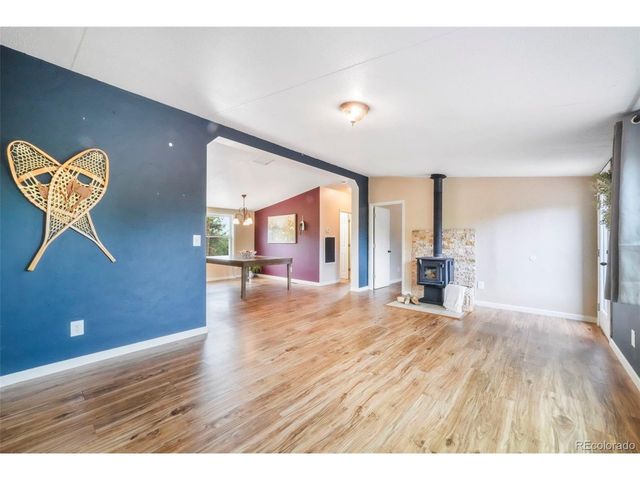 696 Calle De La Nieva, Florissant, CO 80816