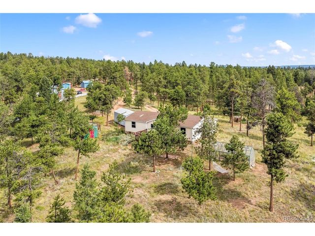 696 Calle De La Nieva, Florissant, CO 80816