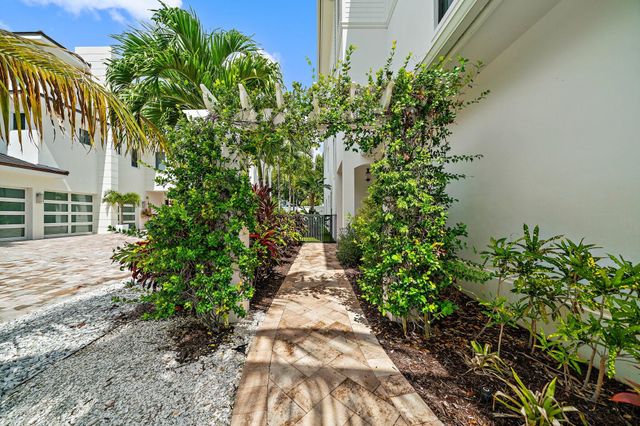 481 OCEAN RIDGE Way, Juno Beach, FL 33408