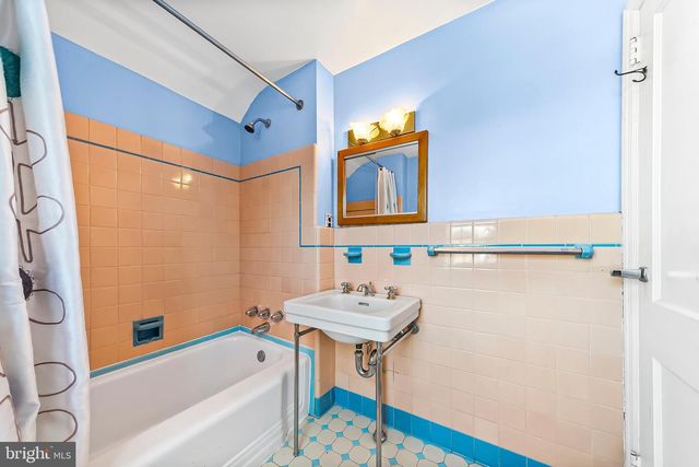 1715 SANDY HILL RD, Plymouth Meeting, PA 19462