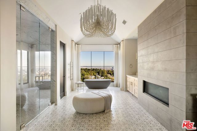 890 Linda Flora Drive, Los Angeles, CA 90049