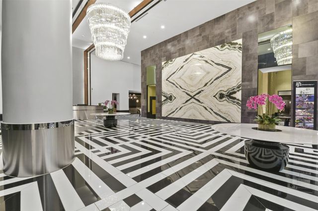 4521 San Felipe Street 2204, Houston, TX 77027