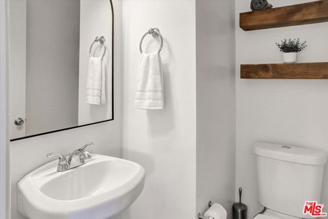 7920 Anise Avenue 1, Los Angeles, CA 90045