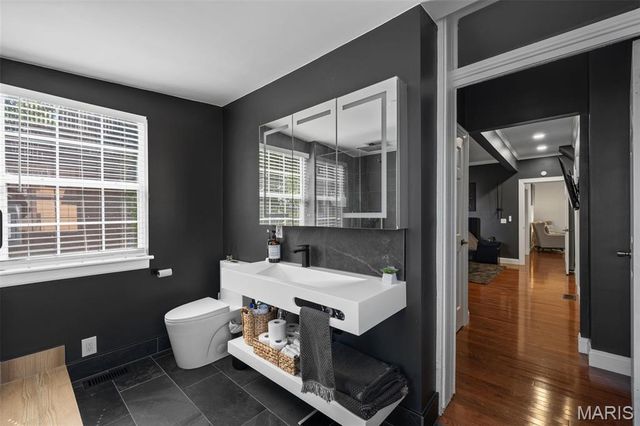 336 N Newstead Avenue, St Louis, MO 63108