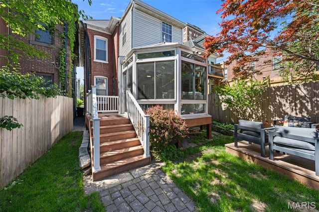 336 N Newstead Avenue, St Louis, MO 63108