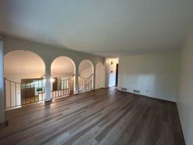 3451 English Street, Vadnais Heights, MN 55110