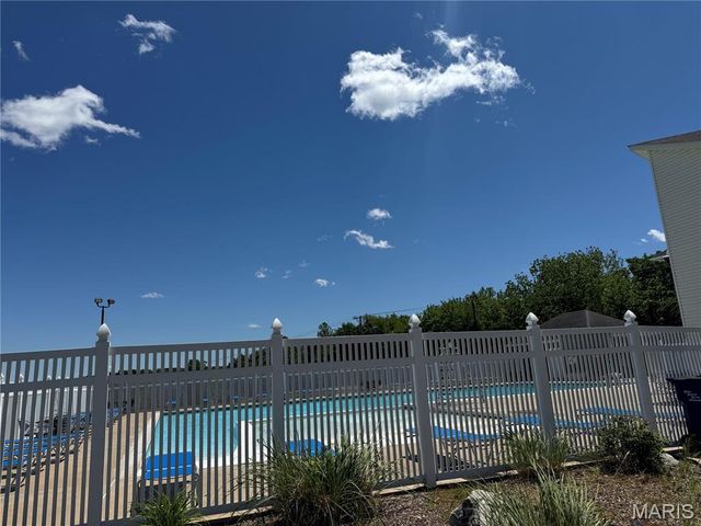 10474 Ponderosa Drive, Foristell, MO 63348