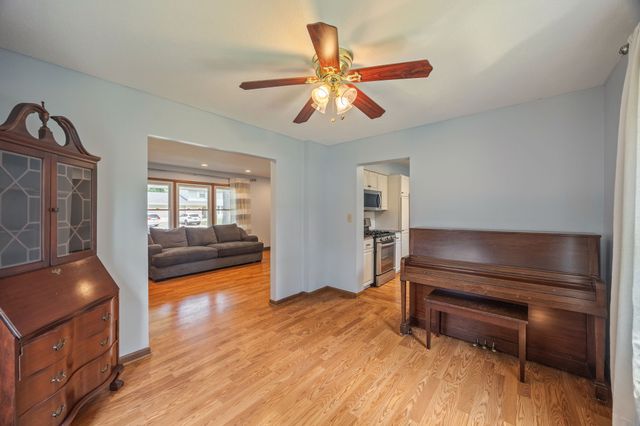 8500 Prairie Avenue, Urbandale, IA 50322