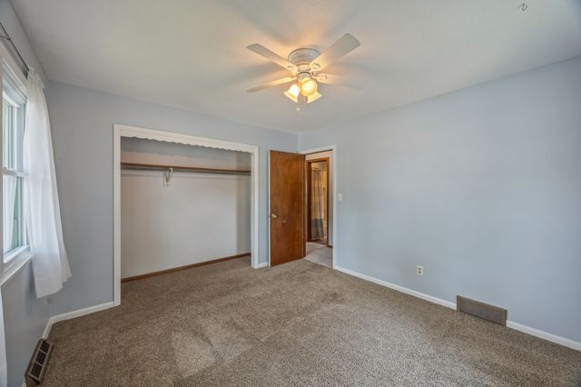 8500 Prairie Avenue, Urbandale, IA 50322