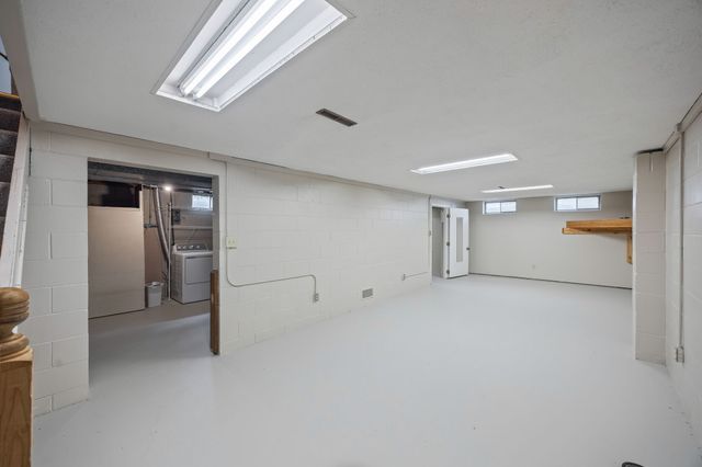 8500 Prairie Avenue, Urbandale, IA 50322
