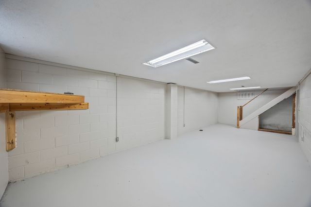 8500 Prairie Avenue, Urbandale, IA 50322