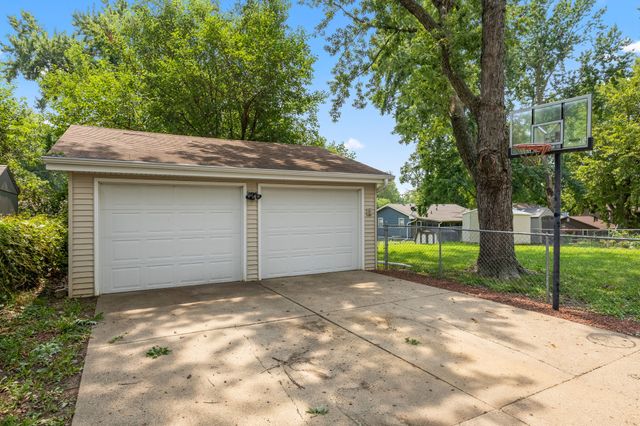 8500 Prairie Avenue, Urbandale, IA 50322