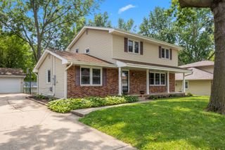 8500 Prairie Avenue, Urbandale, IA 50322