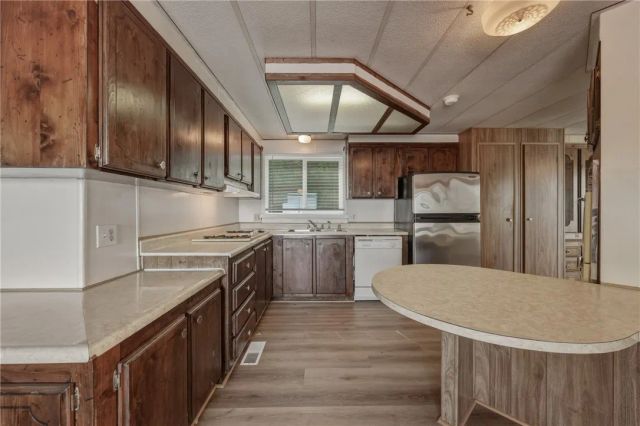 6956 Glebe Drive, Kelseyville, CA 95451