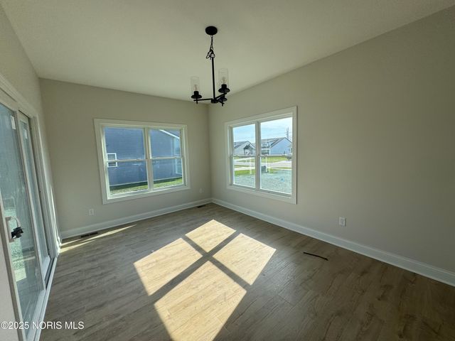 1304 Limerick Lane, Waterville, OH 43566