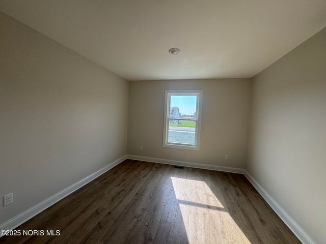 1304 Limerick Lane, Waterville, OH 43566