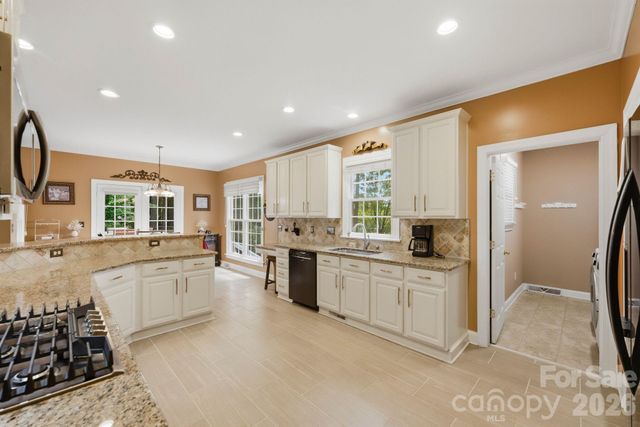 8027 Silver Jade Lane, Denver, NC 28037