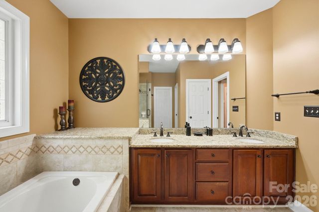 8027 Silver Jade Lane, Denver, NC 28037