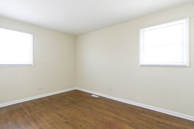 16419 Woodlawn West Avenue, South Holland, IL 60473