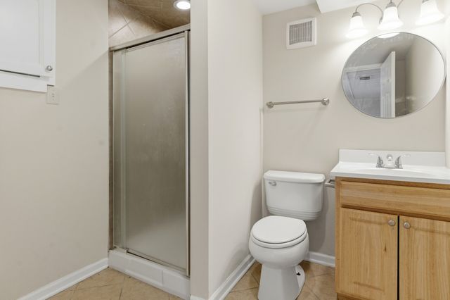 16419 Woodlawn West Avenue, South Holland, IL 60473