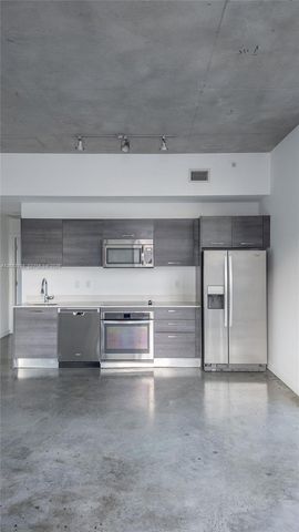 151 SE 1st Street 811, Miami, FL 33131