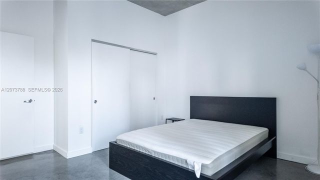 151 SE 1st Street 811, Miami, FL 33131