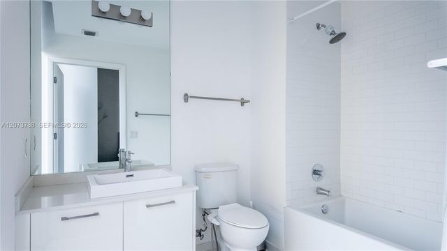 151 SE 1st Street 811, Miami, FL 33131
