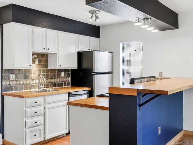 695 Manhattan Dr 109, Boulder, CO 80303