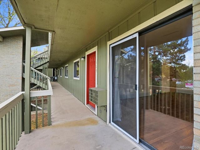 695 Manhattan Dr 109, Boulder, CO 80303