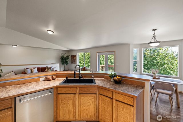 4959 Long Lake Road SE, Port Orchard, WA 98367