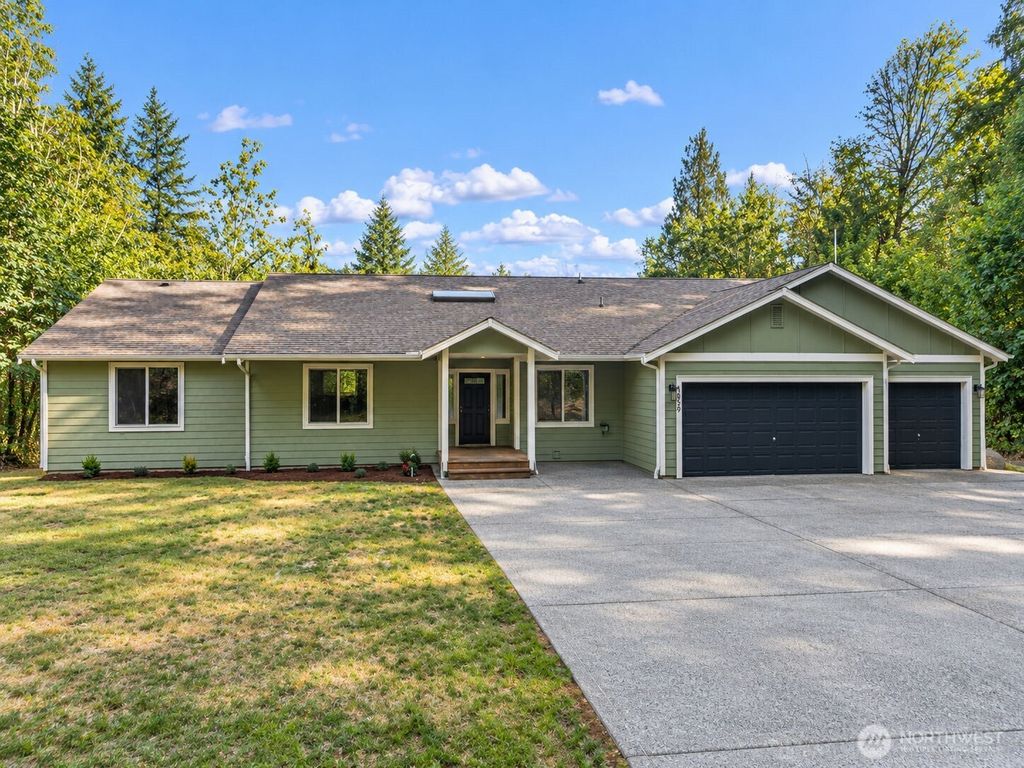 4959 Long Lake Road SE, Port Orchard, WA 98367