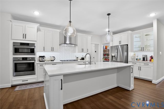 4560 Bacova Club Ct, Glen Allen, VA 23059