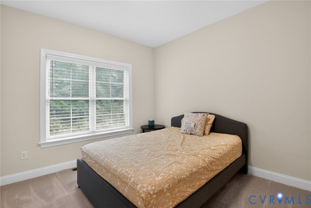4560 Bacova Club Ct, Glen Allen, VA 23059